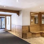 Roche Blanche - Location: Duplex Pour 8 Personnes Au Dernier Etage, Centre Station Mae-9013 Apartment *