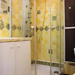 Roche Blanche - Location: Duplex Pour 8 Personnes Au Dernier Etage, Centre Station Mae-9013 Apartment