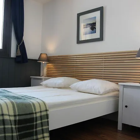Roche Blanche - Location: Duplex Pour 8 Personnes Au Dernier Etage, Centre Station Mae-9013