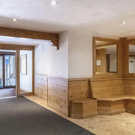 Apartment Roche Blanche - Location: Duplex Pour 8 Personnes Au Dernier Etage, Centre Station Mae-9013 Val Thorens