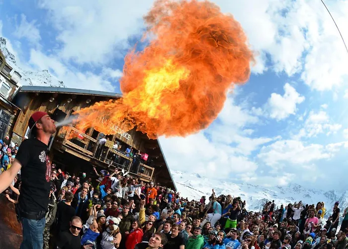 شقة Roche Blanche - Location: Duplex Pour 8 Personnes Au Dernier Etage, Centre Station Mae-9013 *